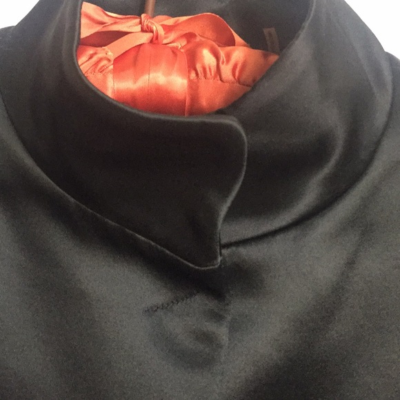 Tahari ladies coat - Picture 2 of 4